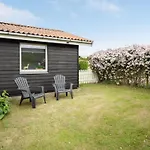 Holiday home Gisl - 400m From The Sea By Interhome *